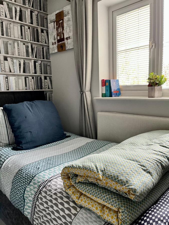 Woodbriar Apartment Penmaen-mawr Екстериор снимка