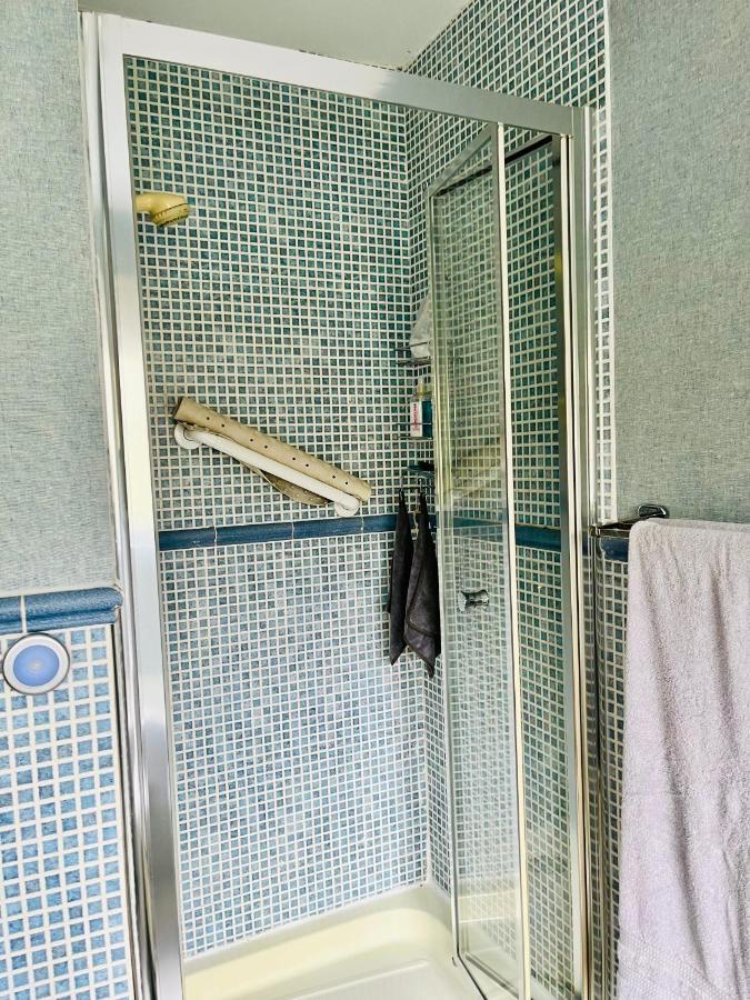 Woodbriar Apartment Penmaen-mawr Екстериор снимка