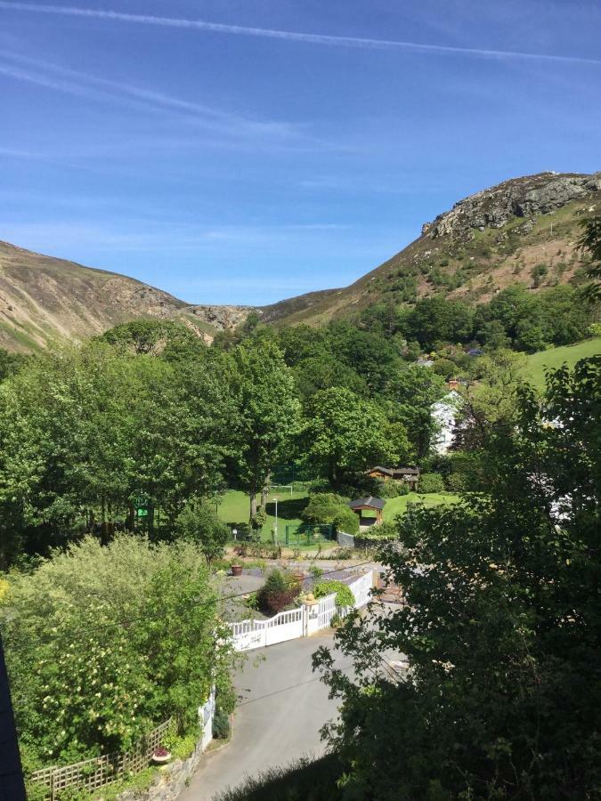 Woodbriar Apartment Penmaen-mawr Екстериор снимка